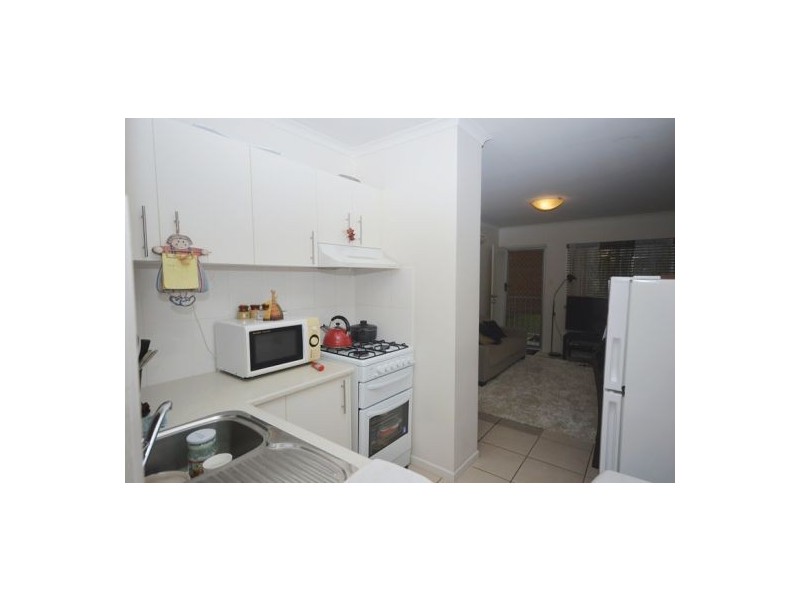 Unit 5/31 Robinson St, Coorparoo QLD 4151