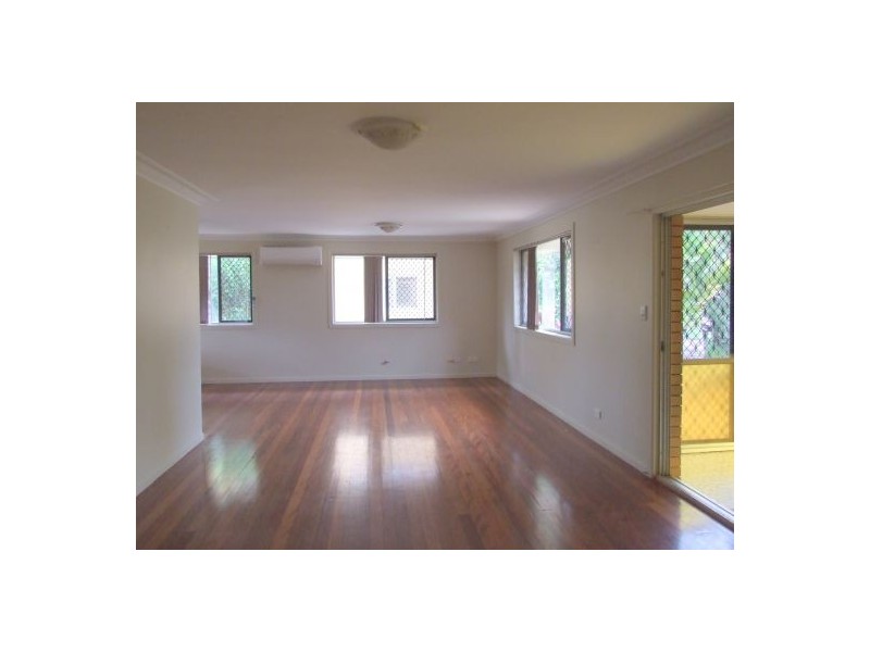 17 Coolmunda Street, Mansfield QLD 4122