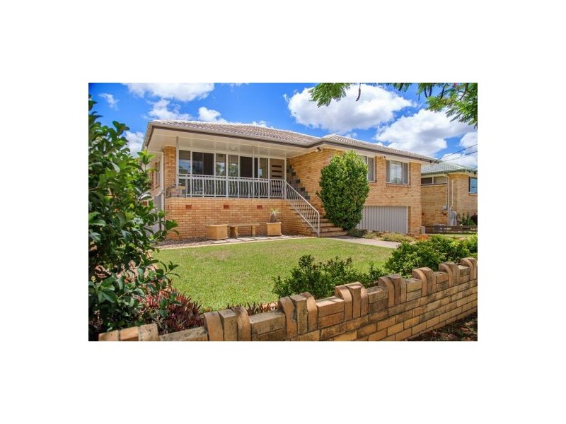 14 Balloch Street, Wishart QLD 4122