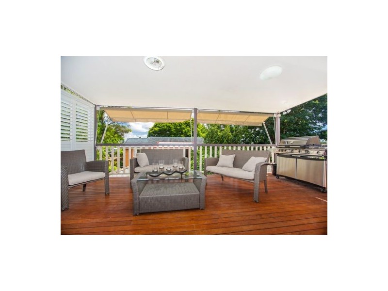 14 Balloch Street, Wishart QLD 4122