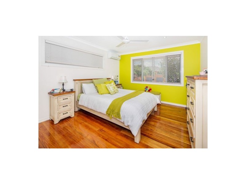 14 Balloch Street, Wishart QLD 4122