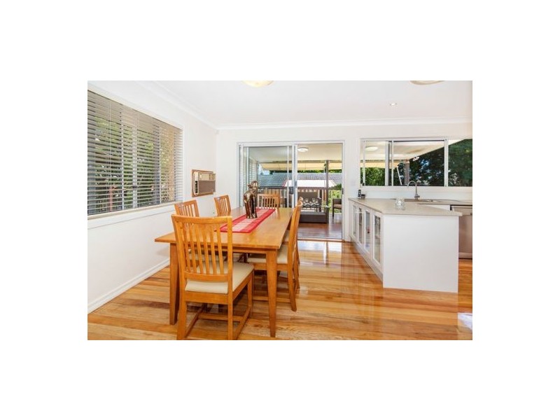 14 Balloch Street, Wishart QLD 4122