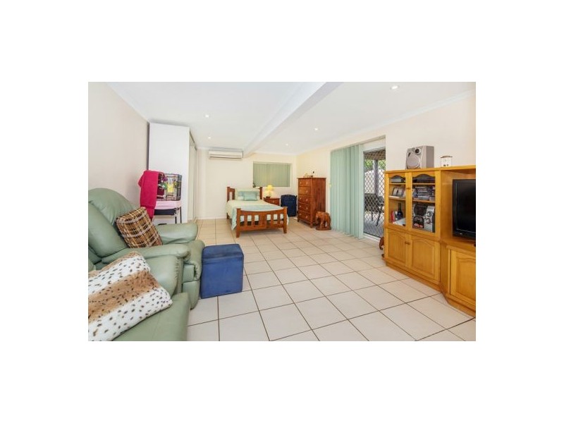 14 Balloch Street, Wishart QLD 4122