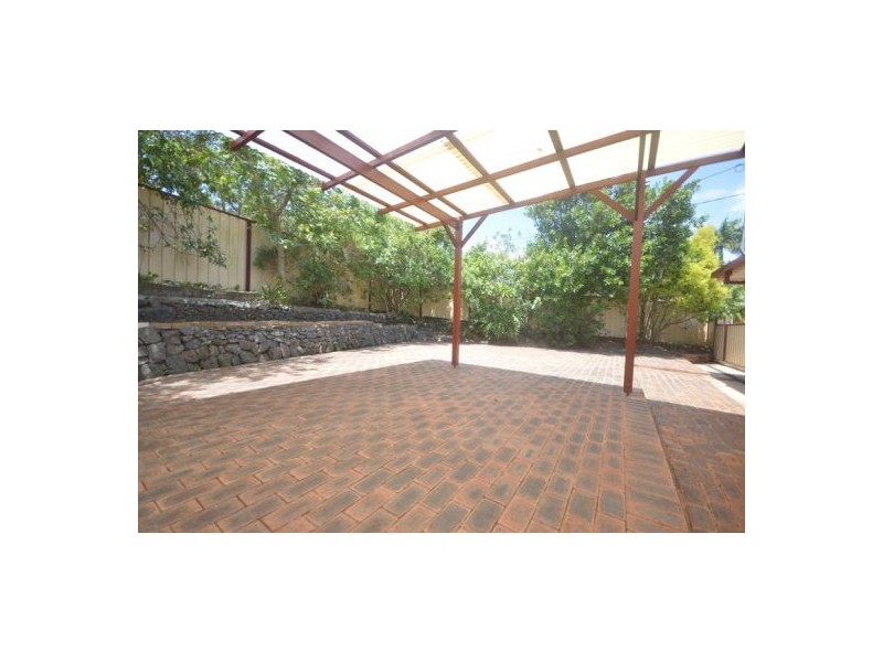 2 Copenhagen Street, Wishart QLD 4122