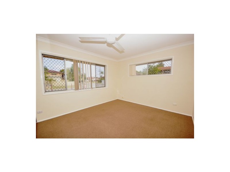 2 Copenhagen Street, Wishart QLD 4122