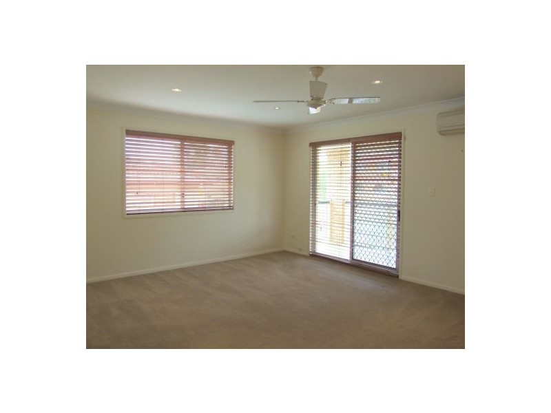 20 Tristan Street, Carindale QLD 4152