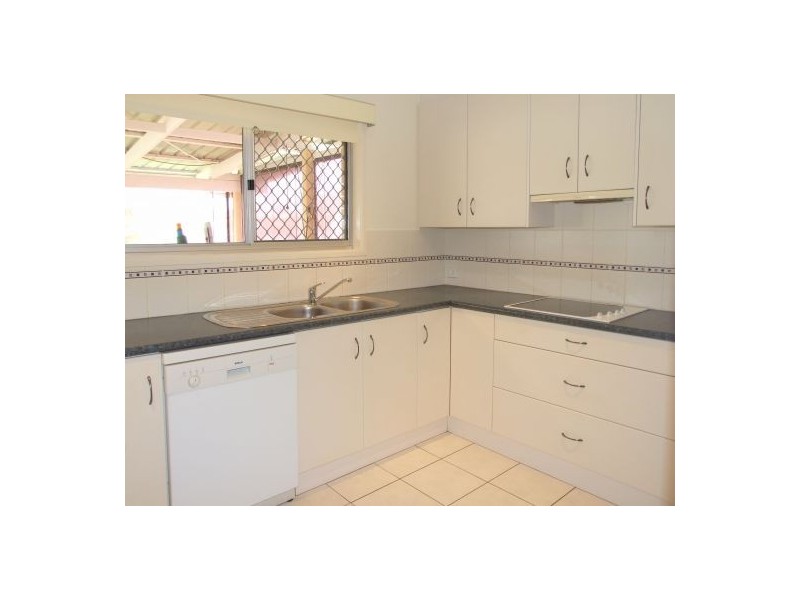 20 Tristan Street, Carindale QLD 4152