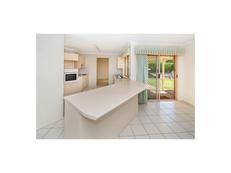 96 Greenwood Street, Wishart QLD 4122