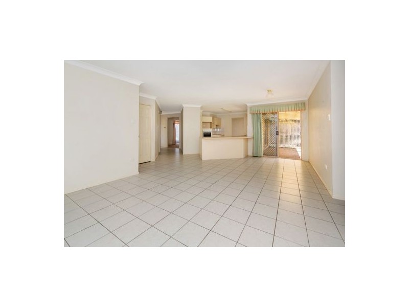 96 Greenwood Street, Wishart QLD 4122