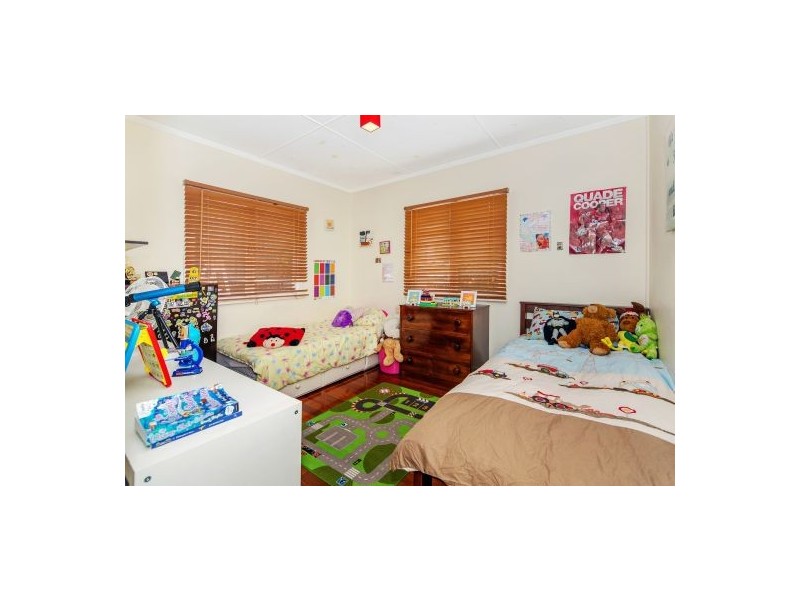 39 Ballarat St, Mount Gravatt East QLD 4122