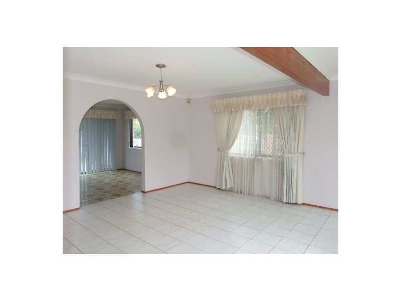 30 Vortigern Street, Carindale QLD 4152