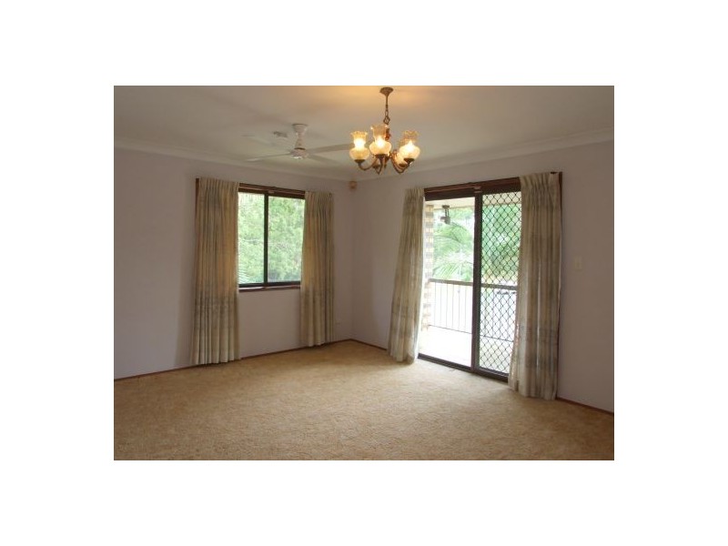 30 Vortigern Street, Carindale QLD 4152