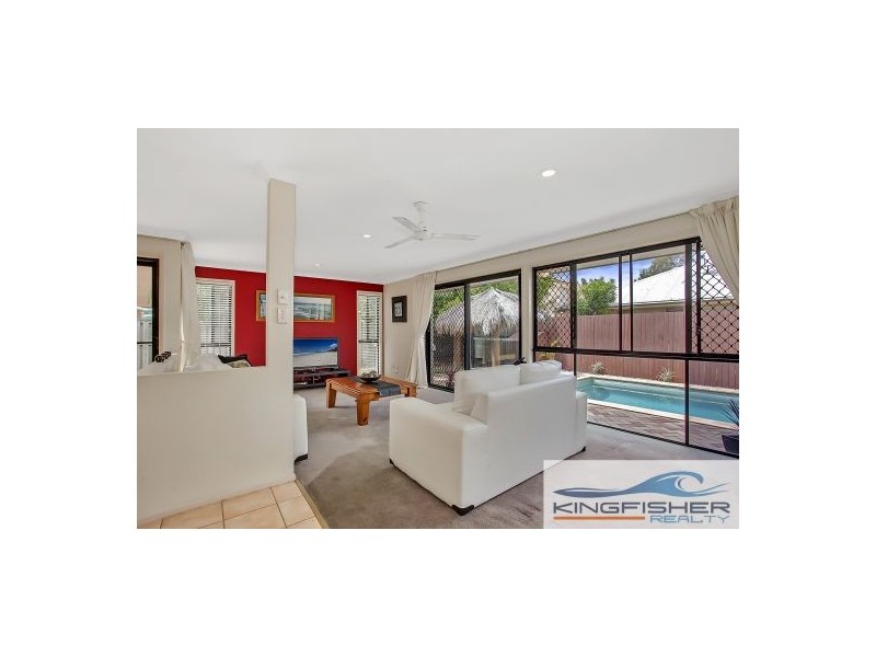 20 Gardendale Crescent, Burleigh Waters QLD 4220