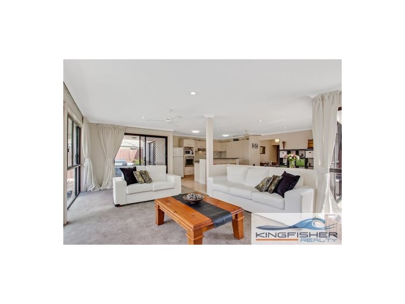 20 Gardendale Crescent, Burleigh Waters QLD 4220