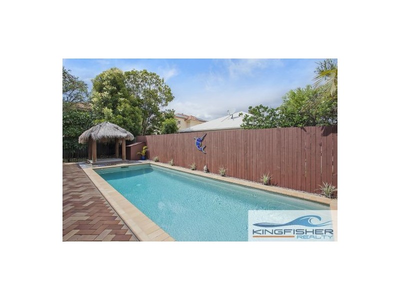 20 Gardendale Crescent, Burleigh Waters QLD 4220