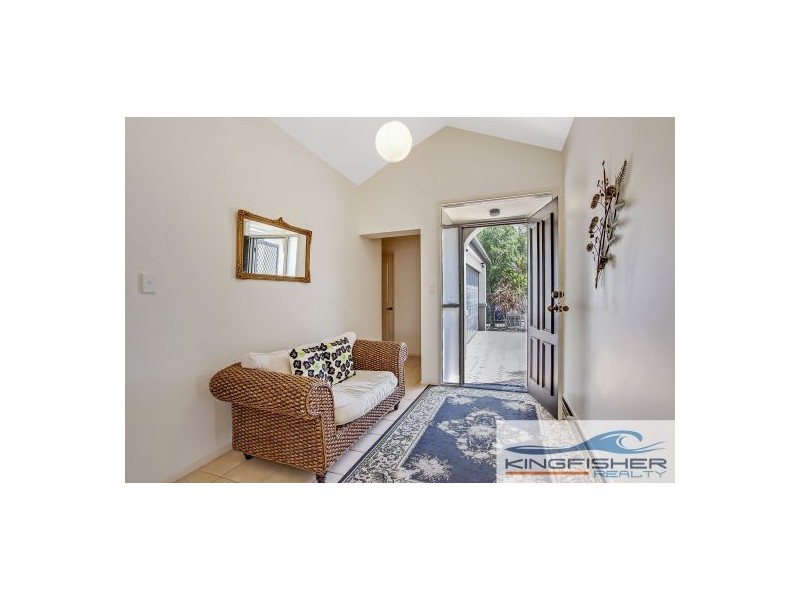 20 Gardendale Crescent, Burleigh Waters QLD 4220