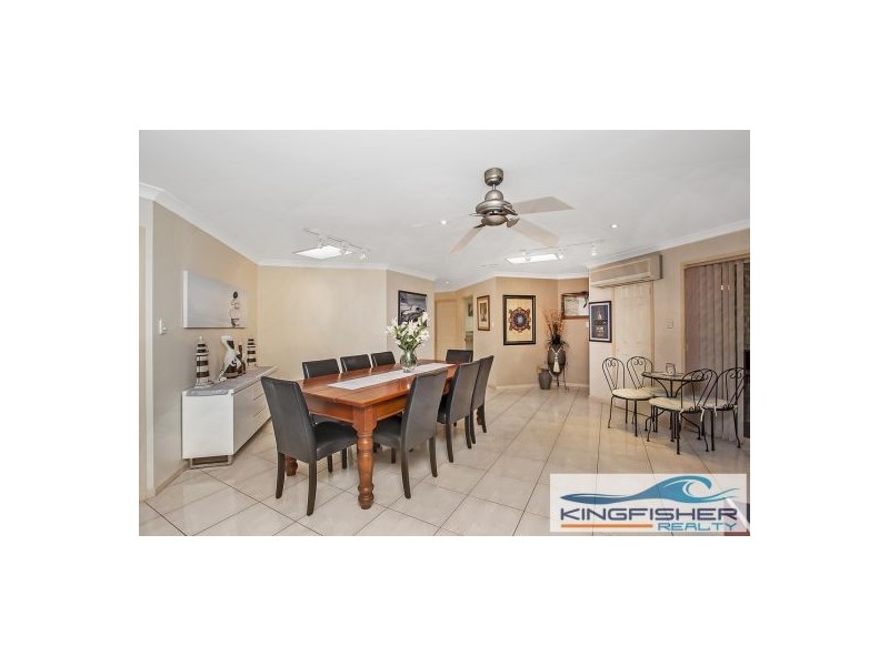 5 Ruff Court, Burleigh Waters QLD 4220
