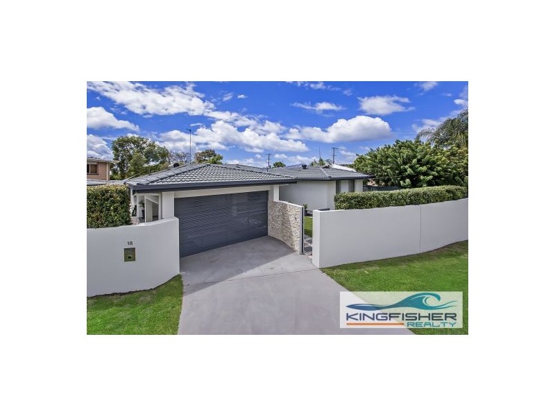 18 Curlew Crescent, Burleigh Waters QLD 4220