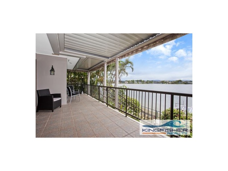 54 Dipper Drive, Burleigh Waters QLD 4220