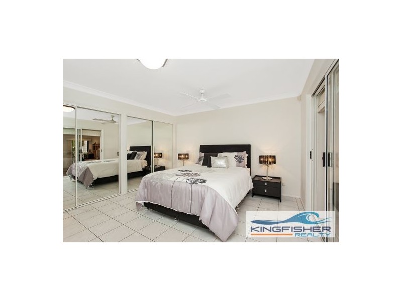 54 Dipper Drive, Burleigh Waters QLD 4220