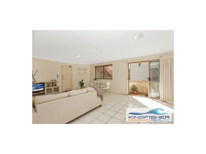 5/2032 Gold Coast Highway, Miami QLD 4220