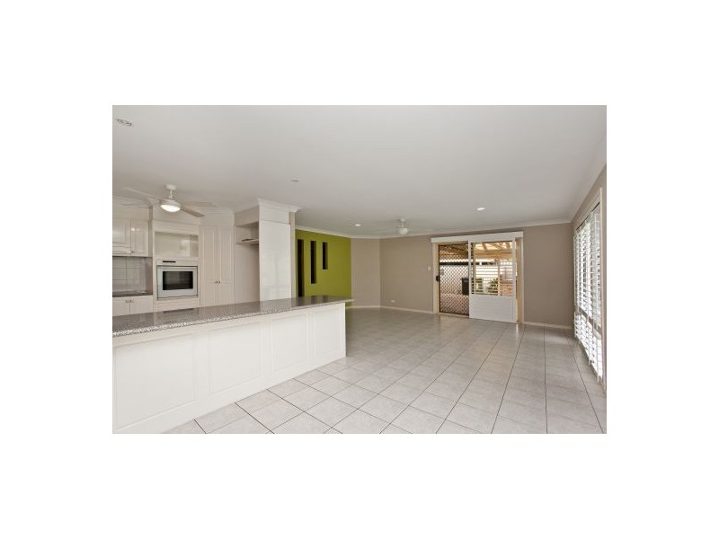 66 Wedgebill Parade, Burleigh Waters QLD 4220