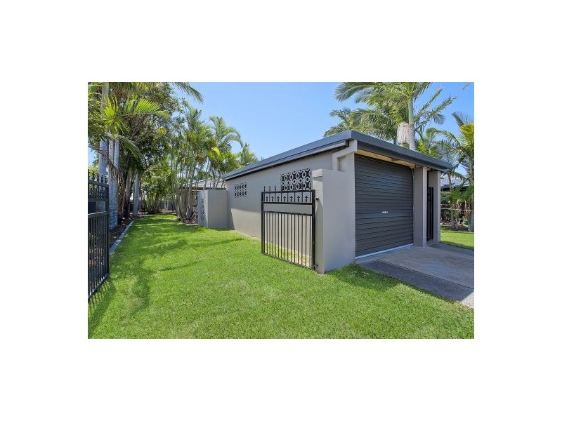 17 Sandpiper Drive, Burleigh Waters QLD 4220