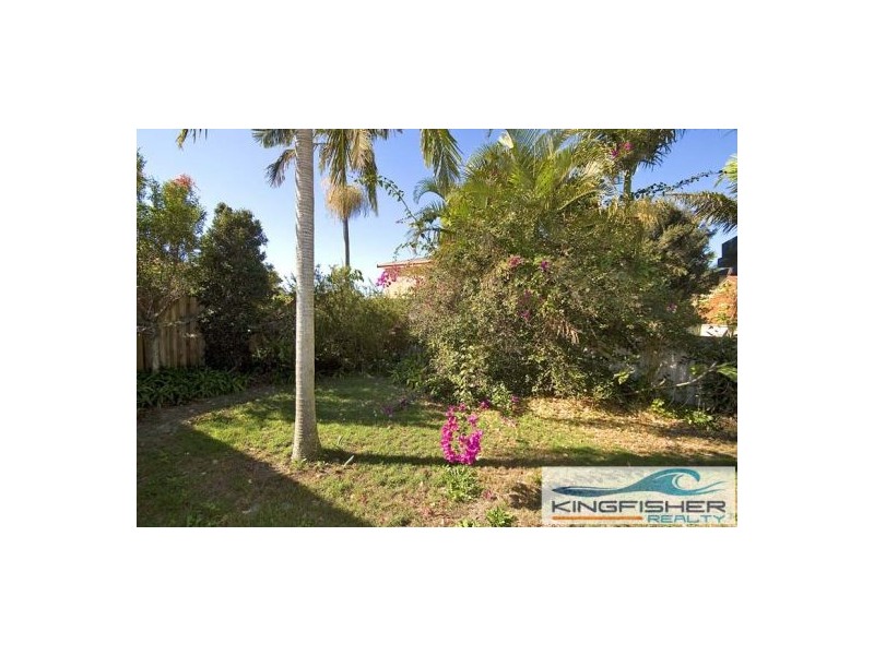 2/4 Logan Avenue, Miami QLD 4220