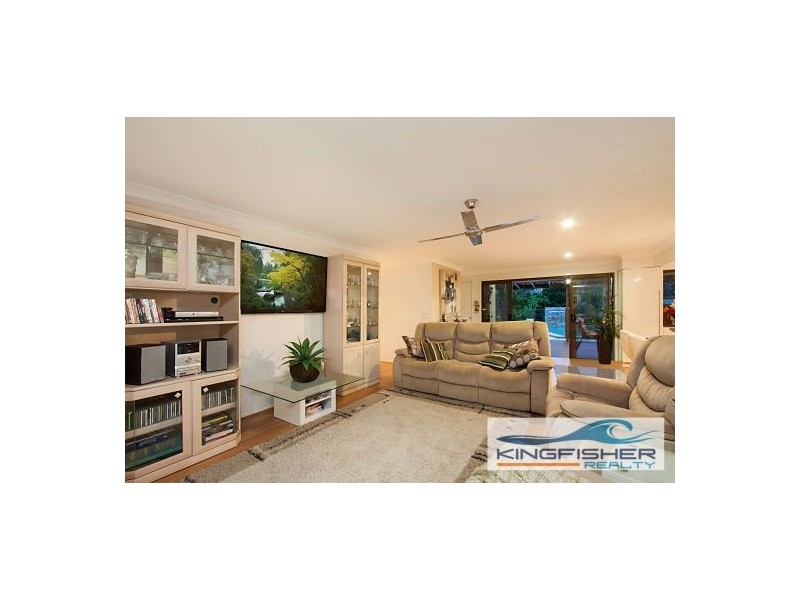 3 Omao Avenue, Burleigh Waters QLD 4220