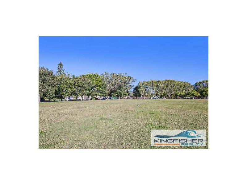 3 Omao Avenue, Burleigh Waters QLD 4220