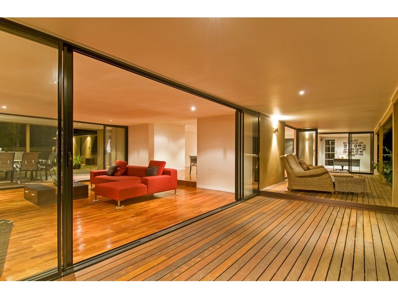 180 Burleigh Street, Burleigh Waters QLD 4220