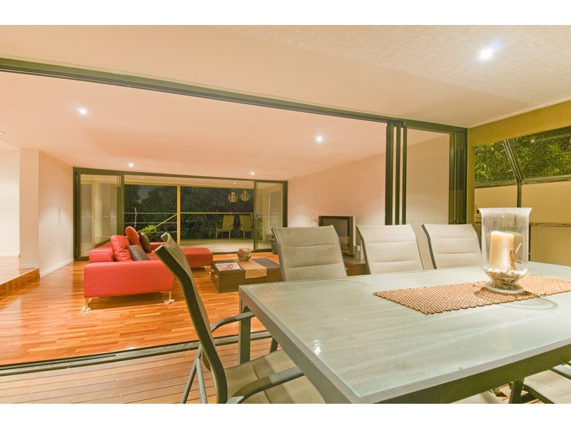 180 Burleigh Street, Burleigh Waters QLD 4220