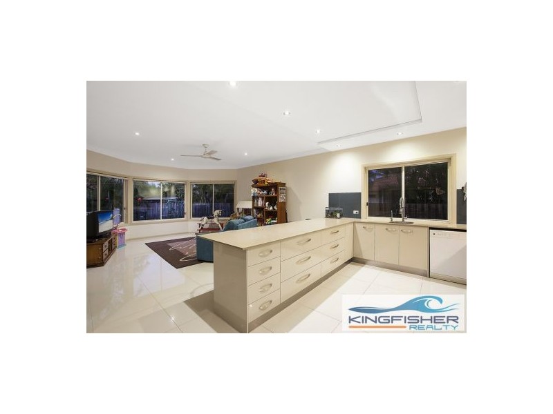 79 Dipper Drive, Burleigh Waters QLD 4220