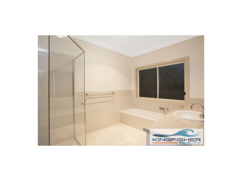 79 Dipper Drive, Burleigh Waters QLD 4220