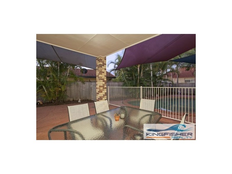 79 Dipper Drive, Burleigh Waters QLD 4220