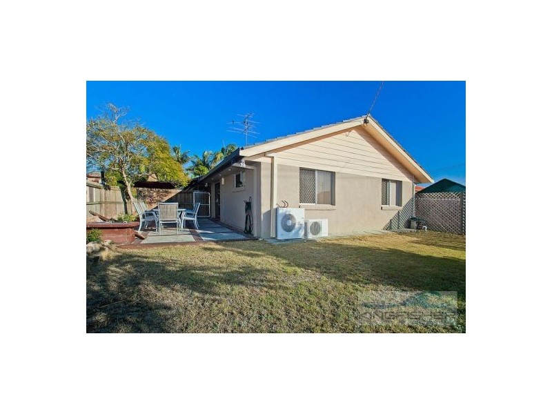 1/4 Logan Avenue, Miami QLD 4220