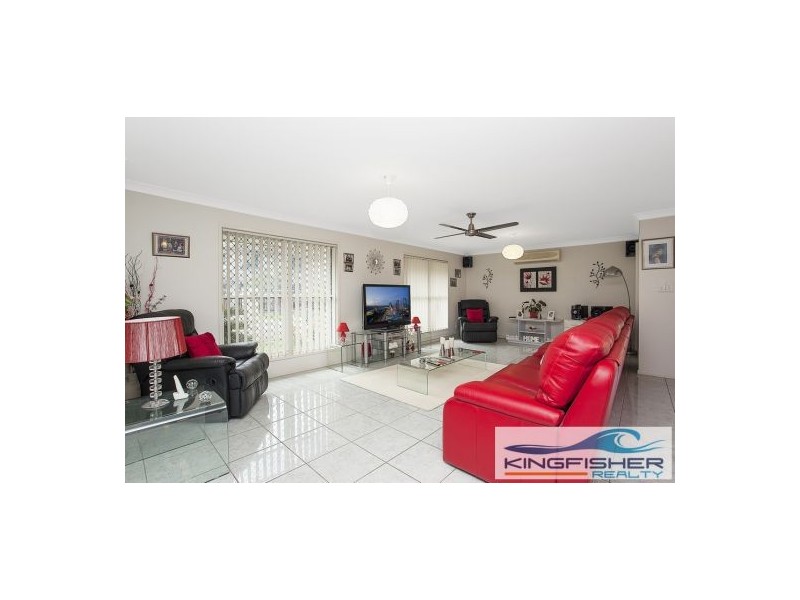 4 Casablanca Court, Burleigh Waters QLD 4220