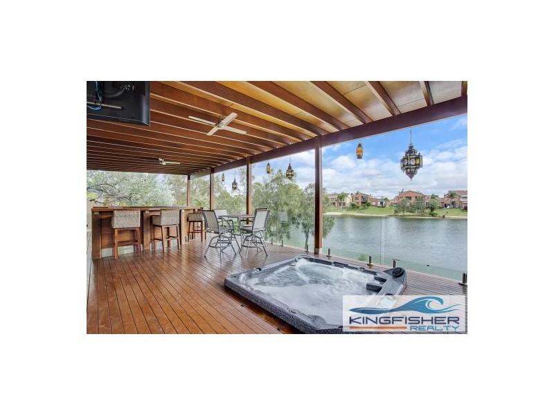 102 Jabiru Avenue, Burleigh Waters QLD 4220