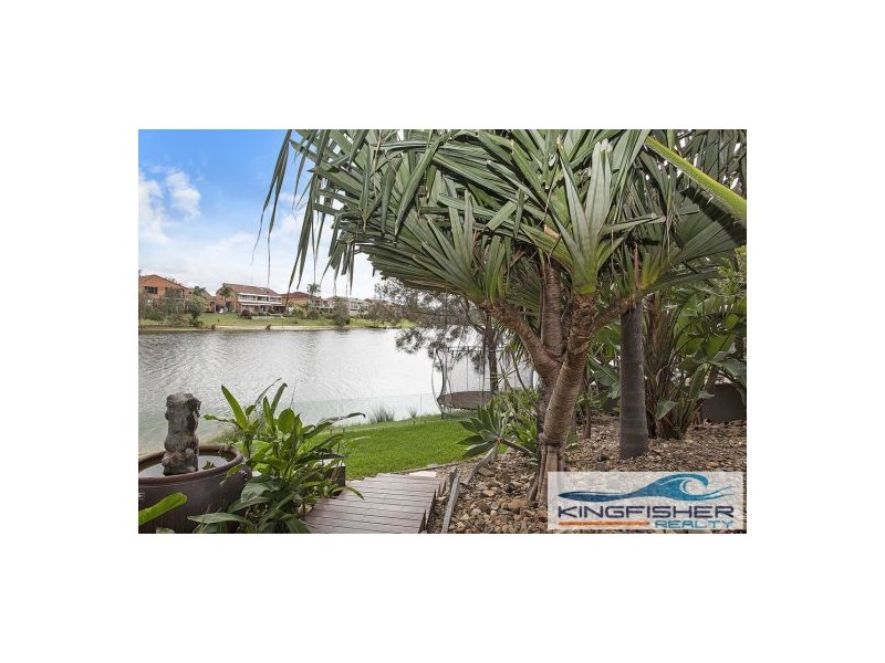 102 Jabiru Avenue, Burleigh Waters QLD 4220