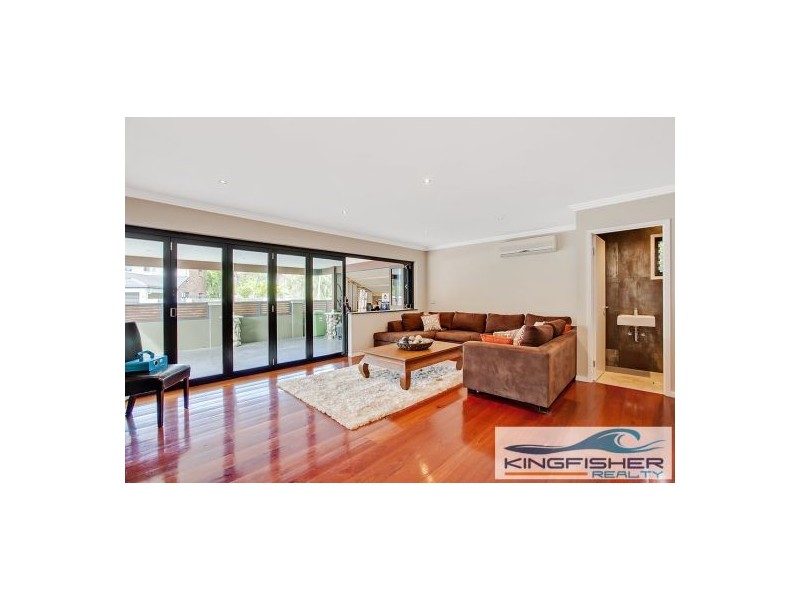 102 Jabiru Avenue, Burleigh Waters QLD 4220