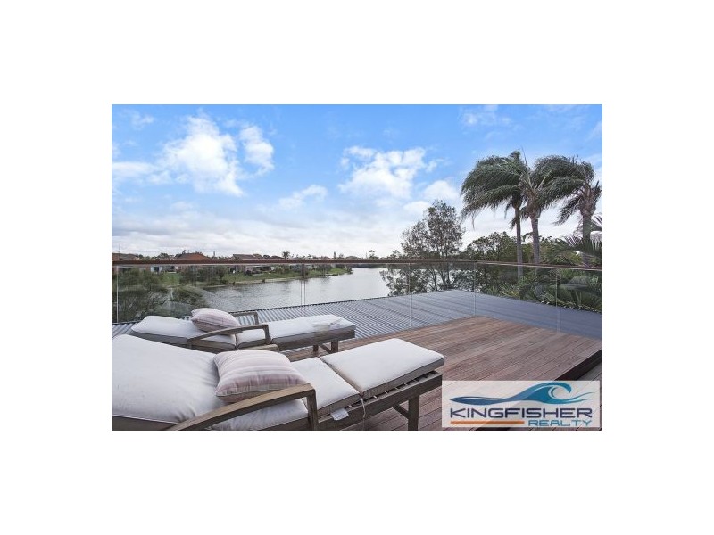 102 Jabiru Avenue, Burleigh Waters QLD 4220