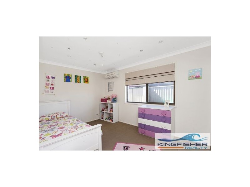 12 Manakin Avenue, Burleigh Waters QLD 4220