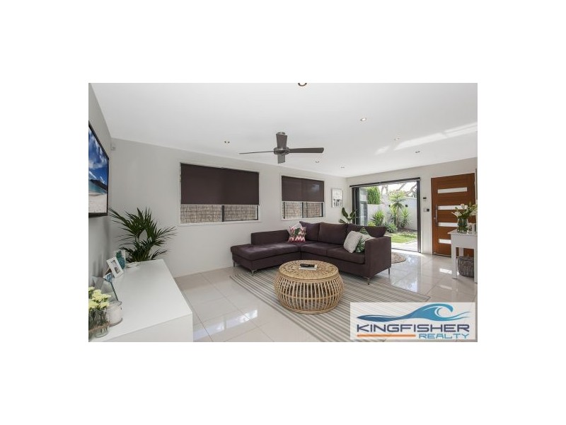 160 Nobby Parade, Miami QLD 4220