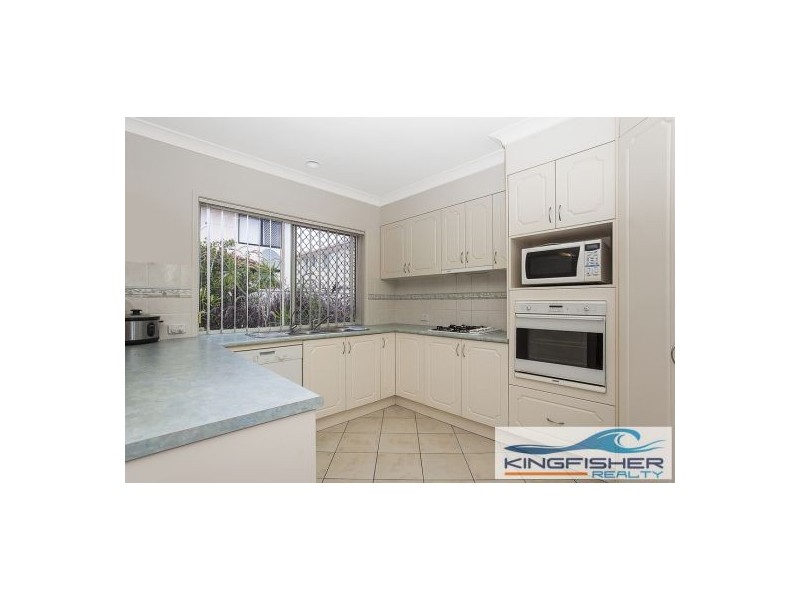 3 Maldives Way, Burleigh Waters QLD 4220