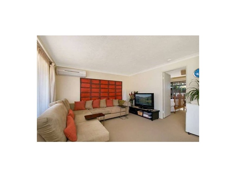 21/172 Barrier Reef Drive, Mermaid Waters QLD 4218