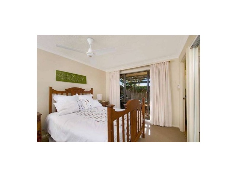 21/172 Barrier Reef Drive, Mermaid Waters QLD 4218