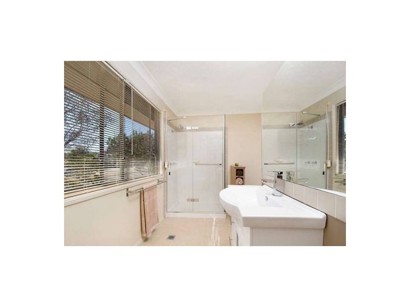 21/172 Barrier Reef Drive, Mermaid Waters QLD 4218