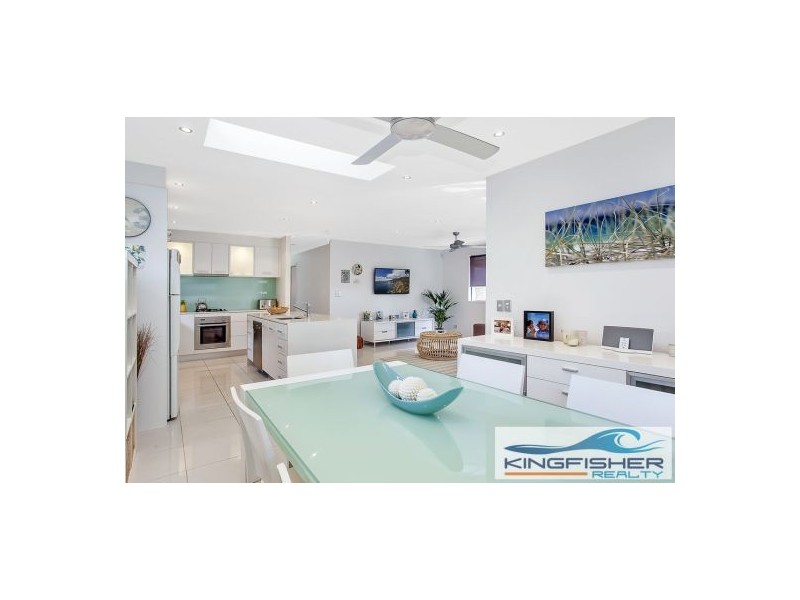 160 Nobby Pde, Miami QLD 4220