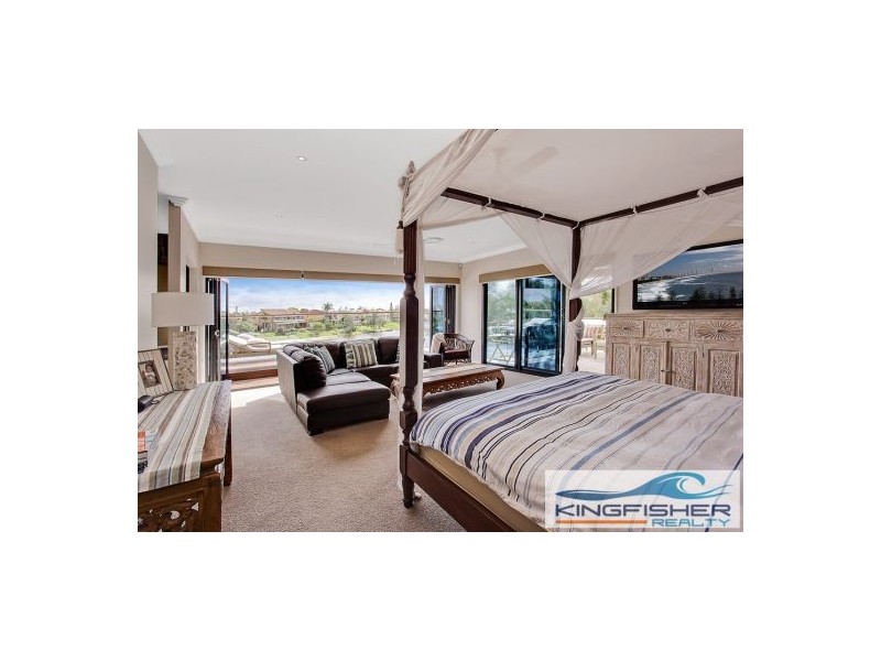 102 Jabiru Avenue, Burleigh Waters QLD 4220