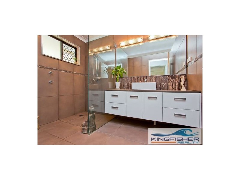 92 West Burleigh Road, Burleigh Heads QLD 4220